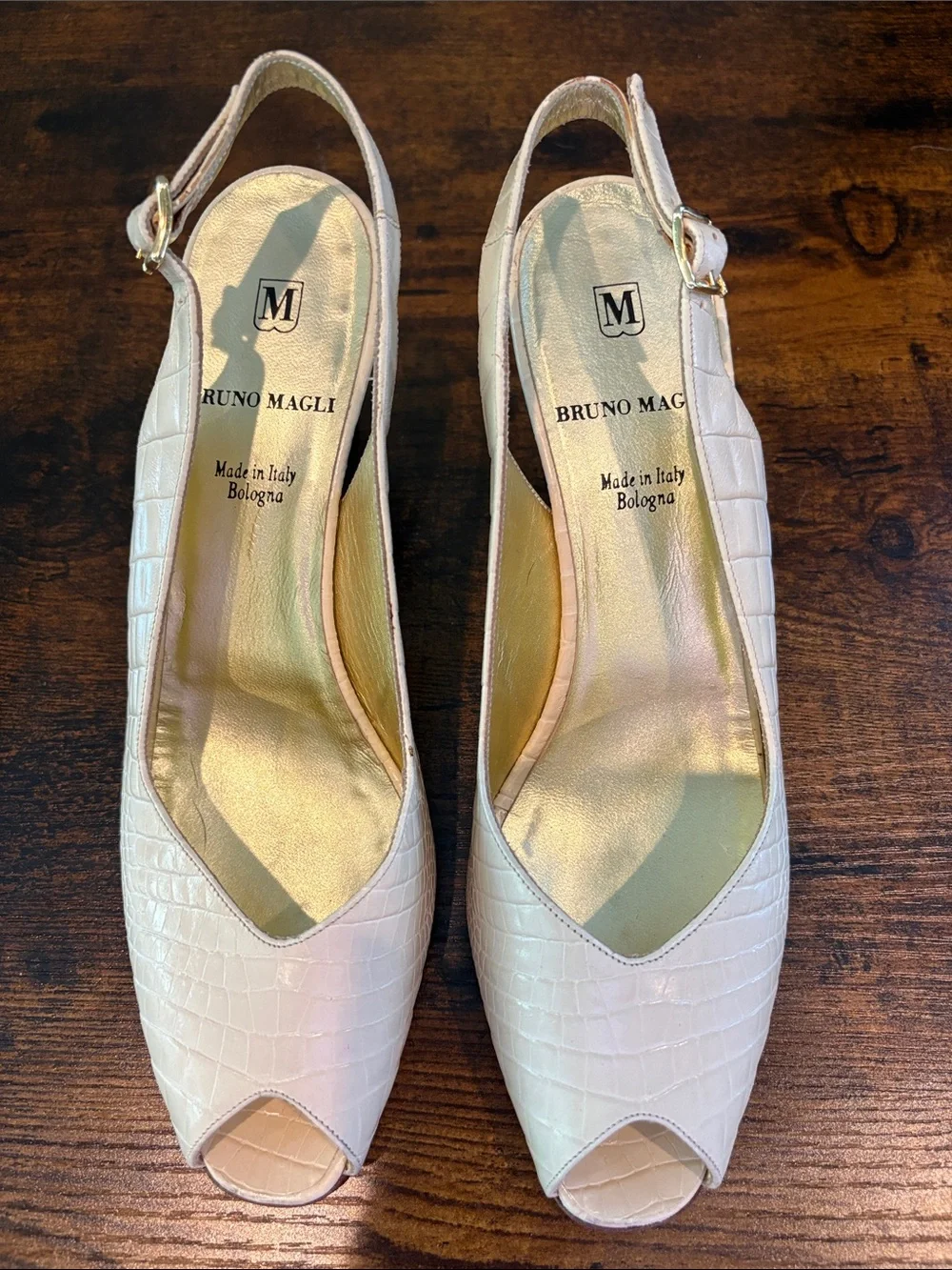 Bruno Magli classic cream